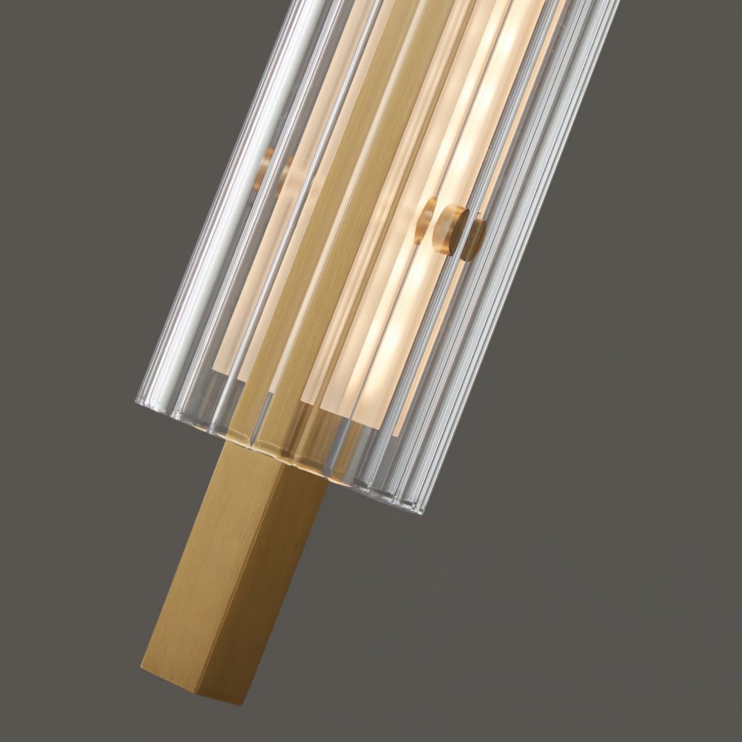 Applique Murale Beacon en Laiton – Éclairage Élégant pour Ambiance Chaleureuse 2