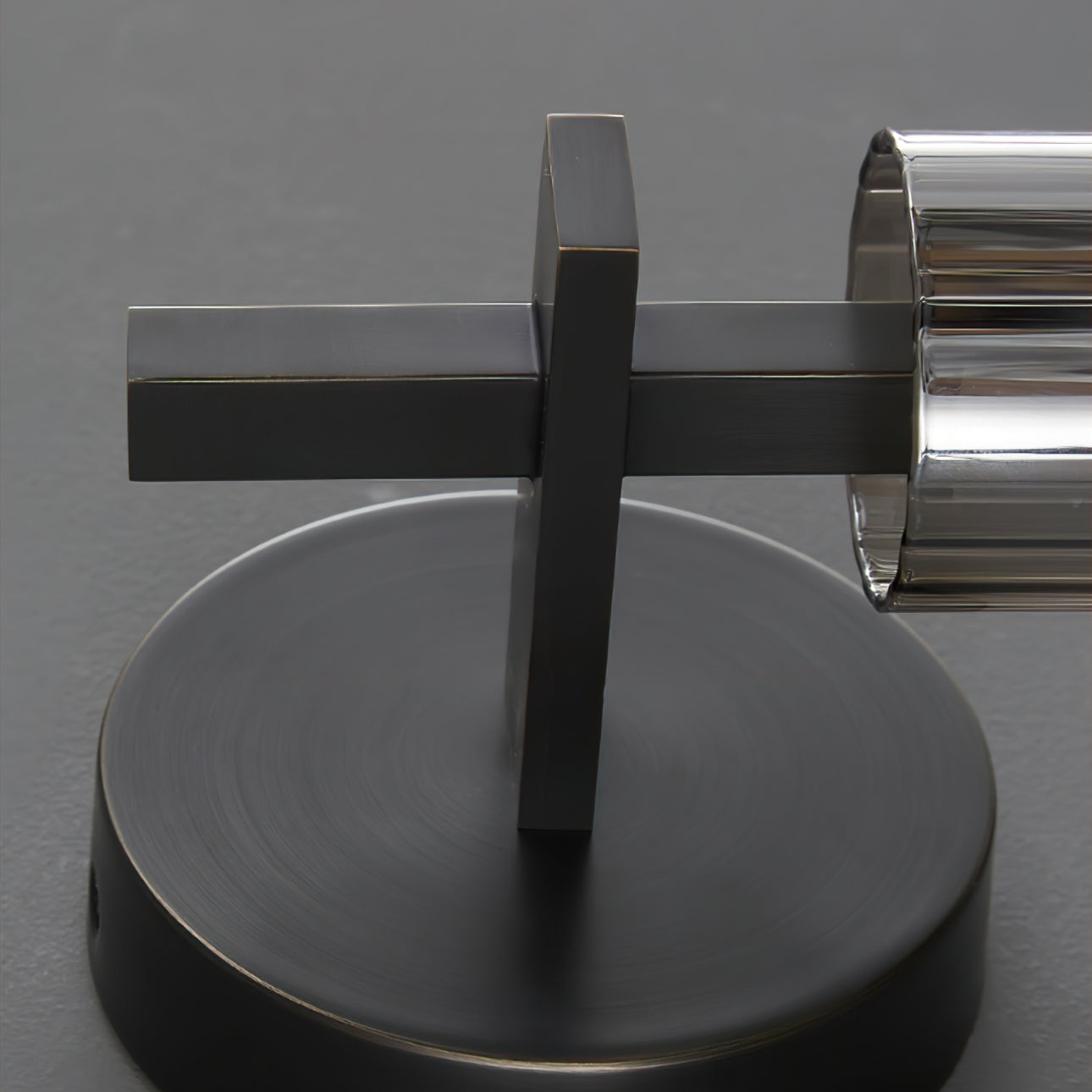 Applique Murale Beacon en Laiton – Éclairage Élégant pour Ambiance Chaleureuse 5