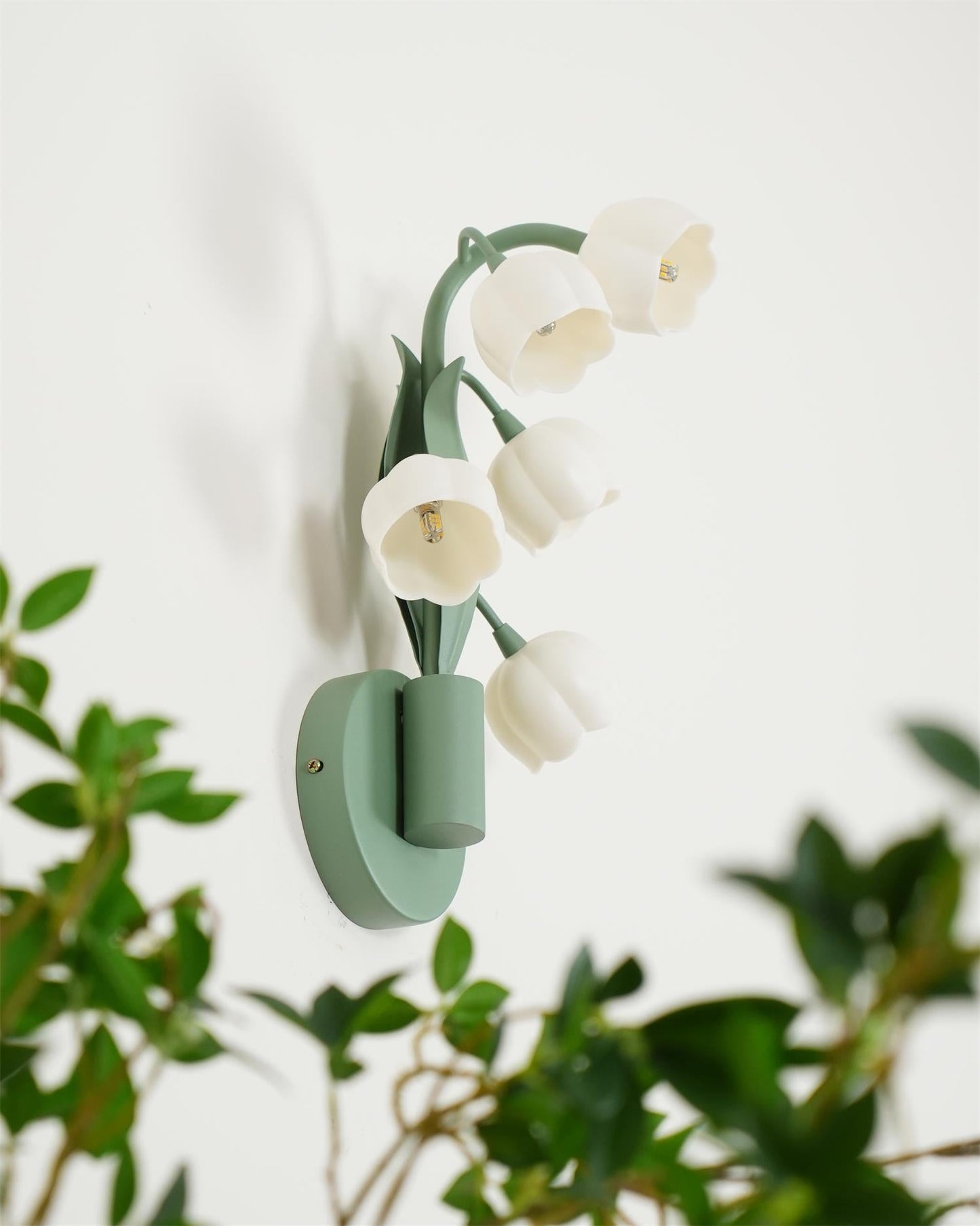 Applique Murale Bell Orchid – Éclairage Élégant et Polyvalent 7