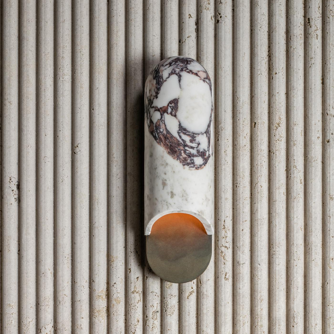 Applique Murale Kapsel Design – Éclairez Votre Chambre Avec Élégance 2