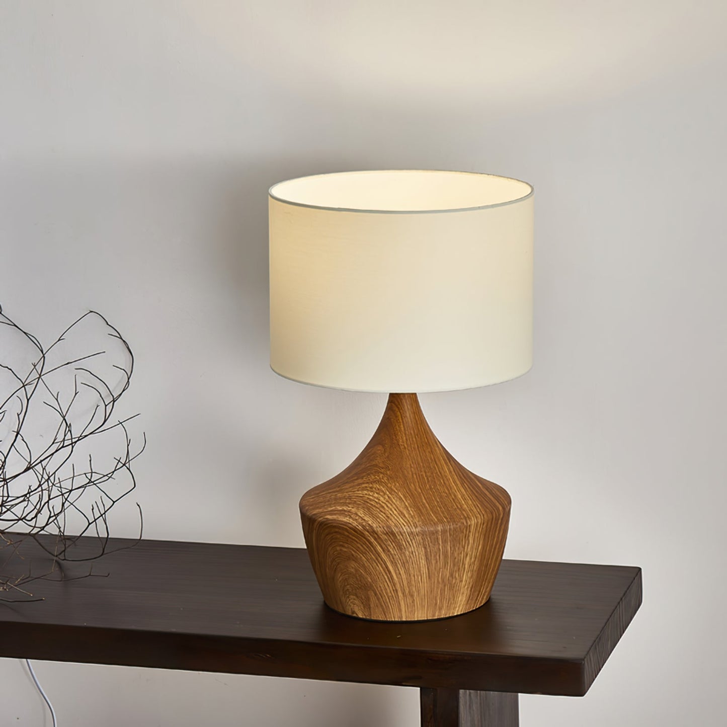 **KENDRA TISCHLAMPE – Éclairage Élégant pour Chaque Intérieur** 7