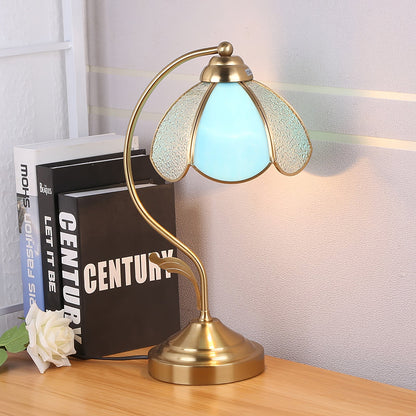 **LAMPE DE TABLE TIFFANY VINTAGE – Éclairez Vos Soirées avec Élégance** 2