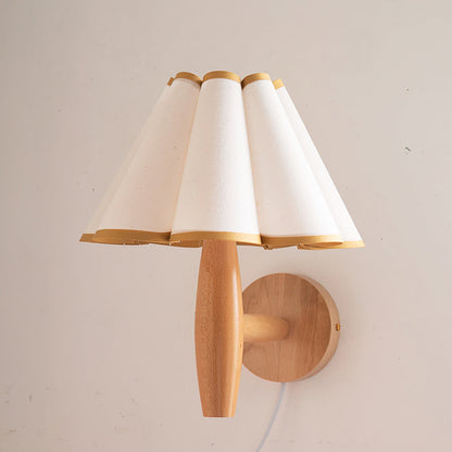 **LAMPE MURALE VINTAGE À RAYURES – Élégance Nostalgique pour Ambiance Chaleureuse** 2