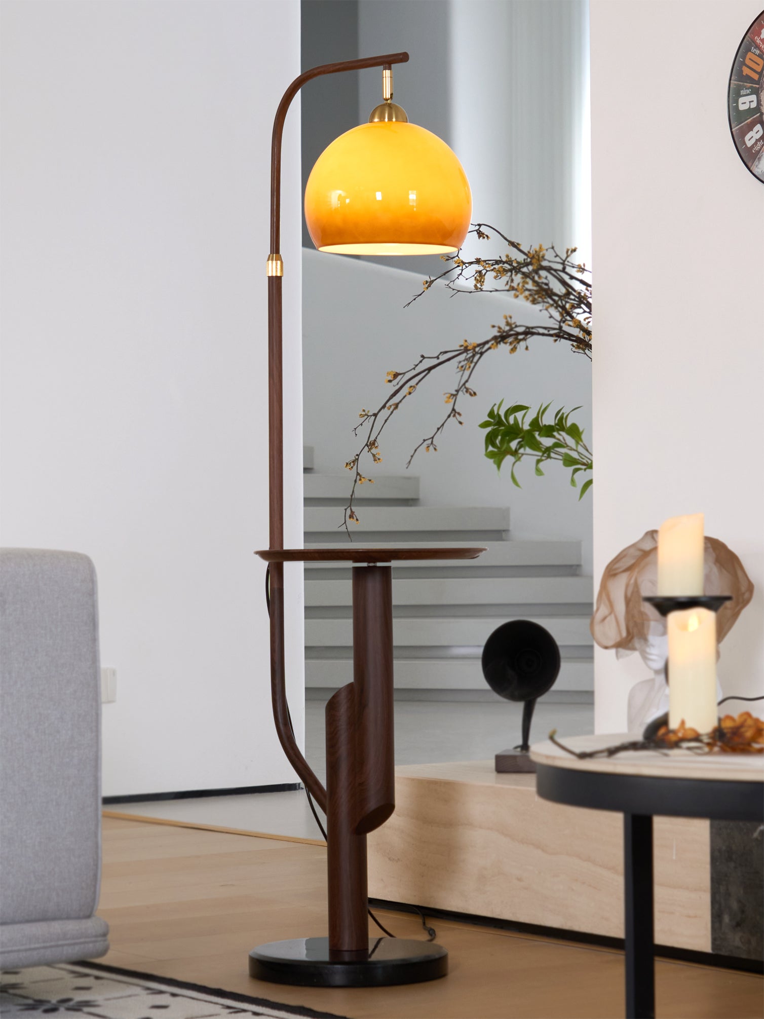 Lampadaire Design Winona – Élégance Moderne Avec Lumière LED 3