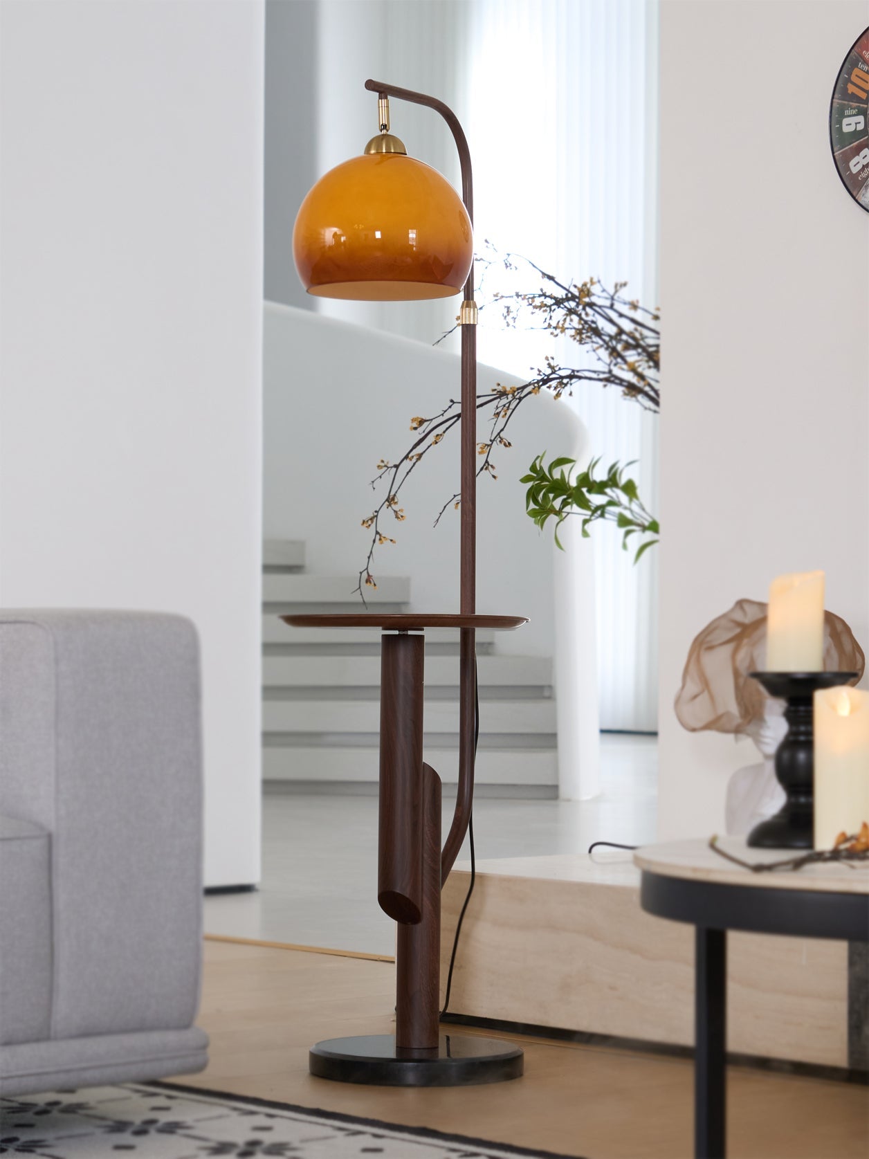 Lampadaire Design Winona – Élégance Moderne Avec Lumière LED 5