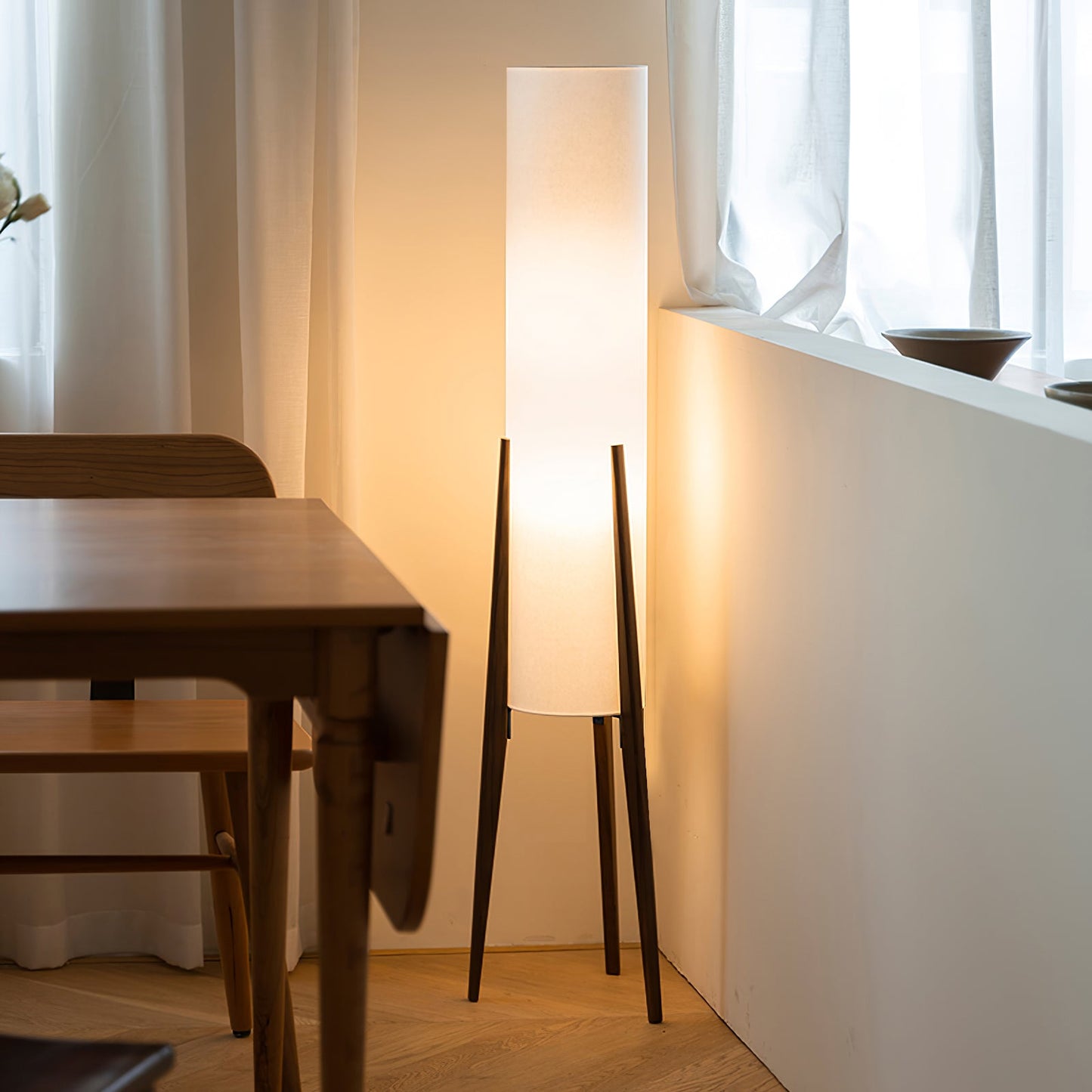 Lampadaire Design Zen en Bois – Ambiance Chaleureuse et Élégante 3