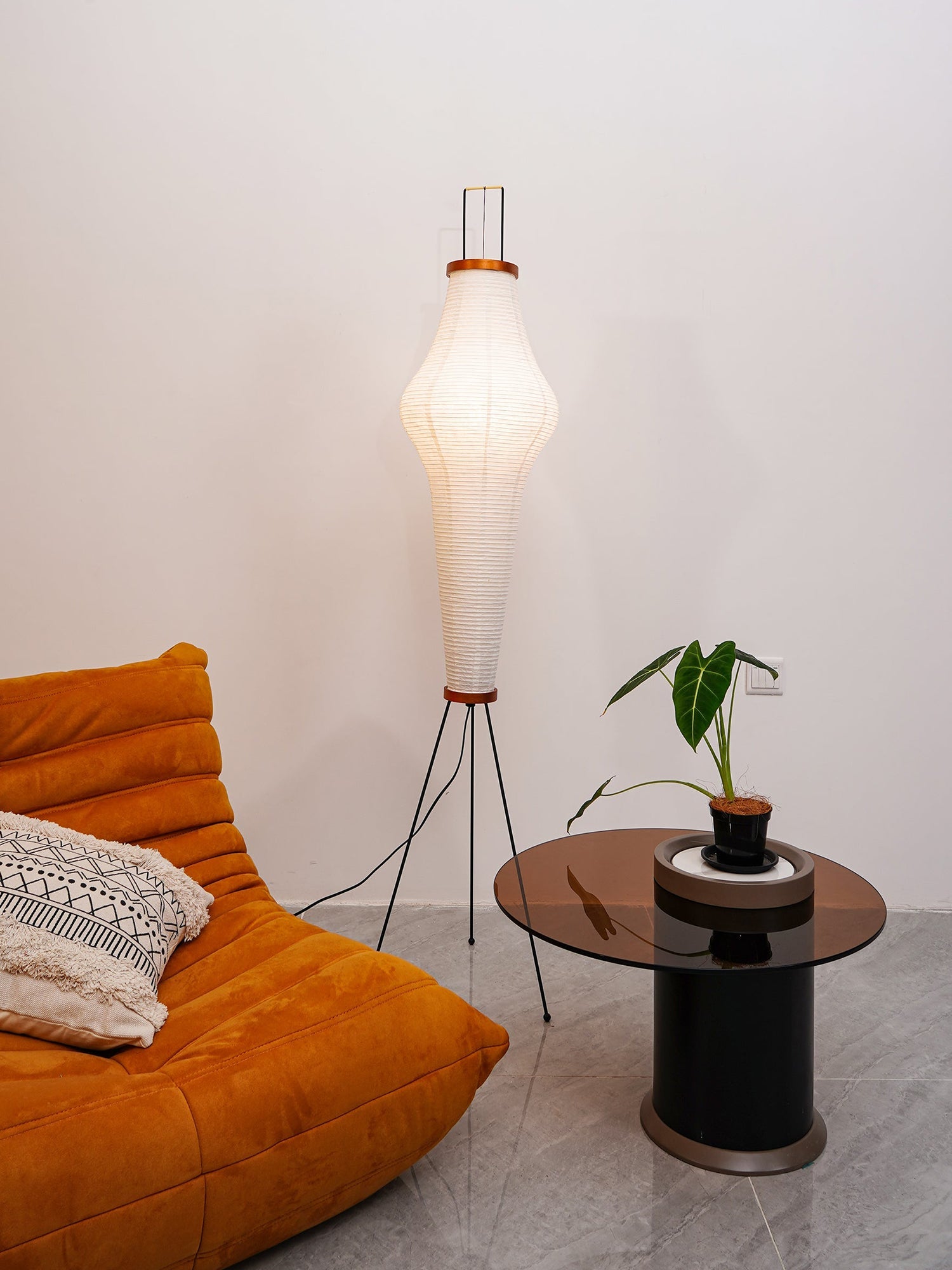Lampadaire Design en Papier Washi – Éclairez Votre Intérieur avec Élégance 6