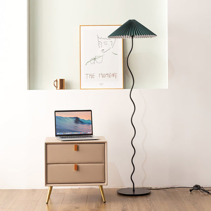 Lampadaire Sur Pied Plissé Élégant – Éclairage Chaleureux pour Votre Espace 3
