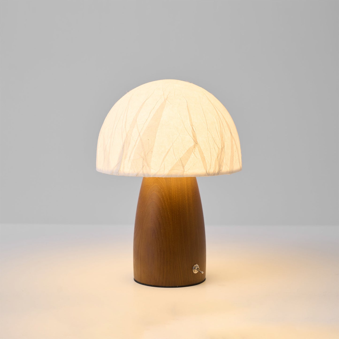 Lampe De Table Alice Pilz – Élégance Chaleureuse Pour Votre Intérieur 8