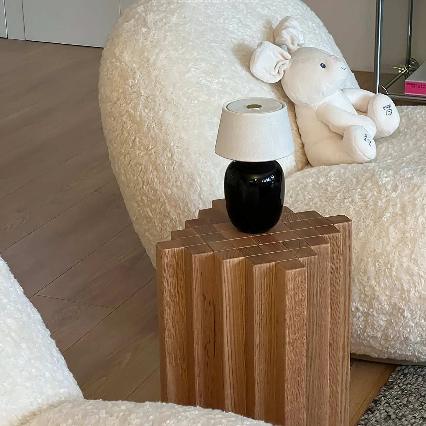 Lampe De Table Marie – Élégance Intemporelle Avec Lumière Douce 4