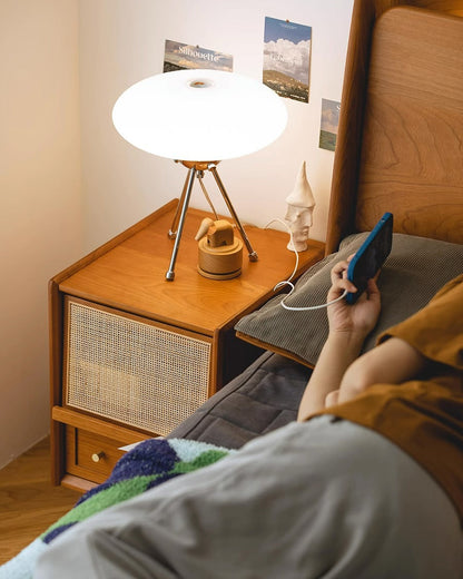 Lampe De Table UFO En Verre – Éclairage Chic Pour Ambiance Accueillante 4