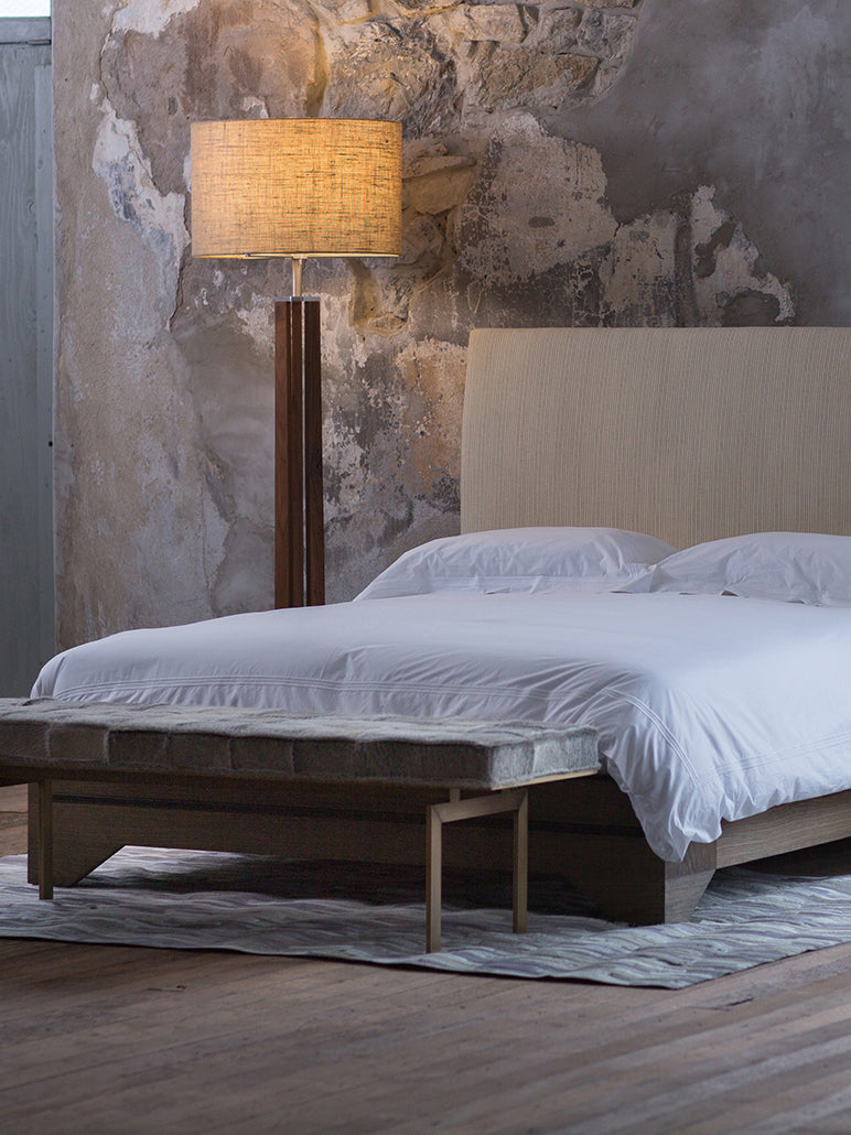 Lampe Sur Pied Forma en Bois – Éclairage Élégant pour Ambiance Chaleureuse 3