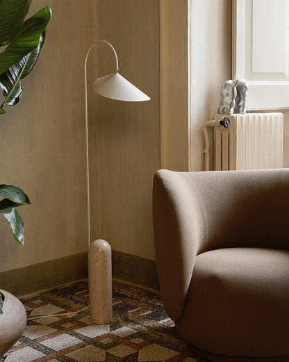 Lampe Sur Pied Mono – Éclairage Chic et Sculptural pour Votre Salon 3