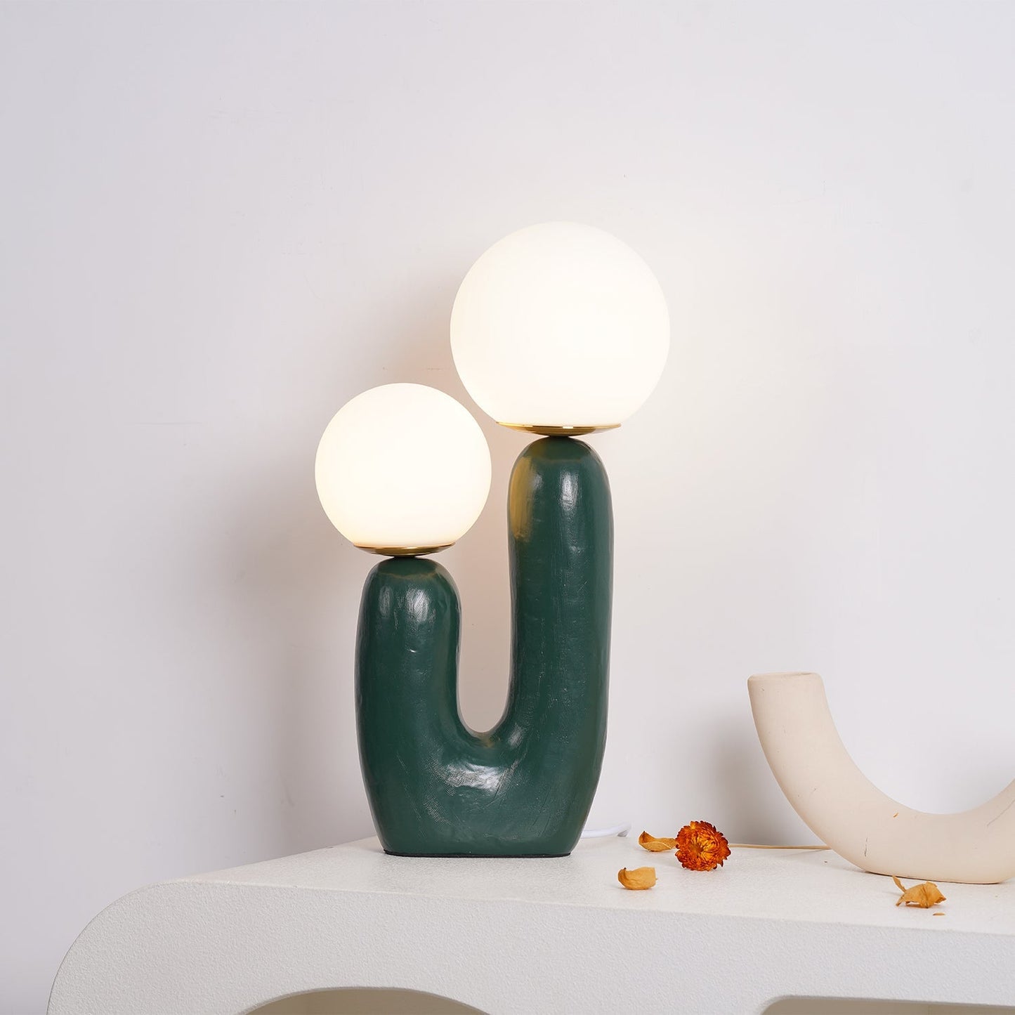 Lampe de Table Oo Rough – Élégance Moderne pour Intérieurs Chics 9