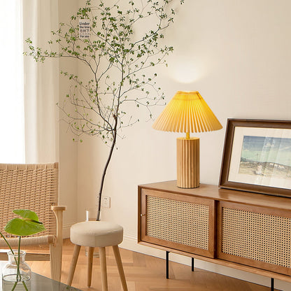 **NORA TABLE LAMP – Élégance et Fonctionnalité pour Votre Espace** 3