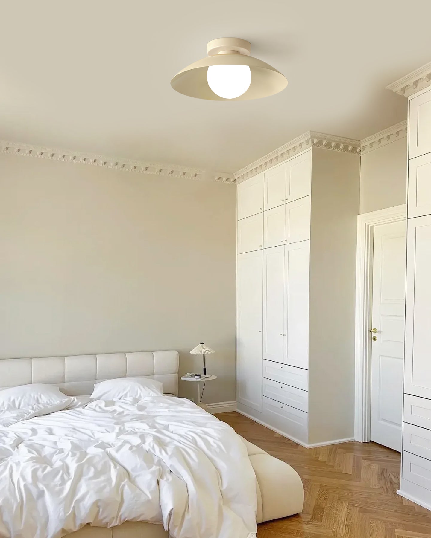 Plafonnier Danoise Élégant en Verre – Éclairage Moderne pour Ambiance Chic 2