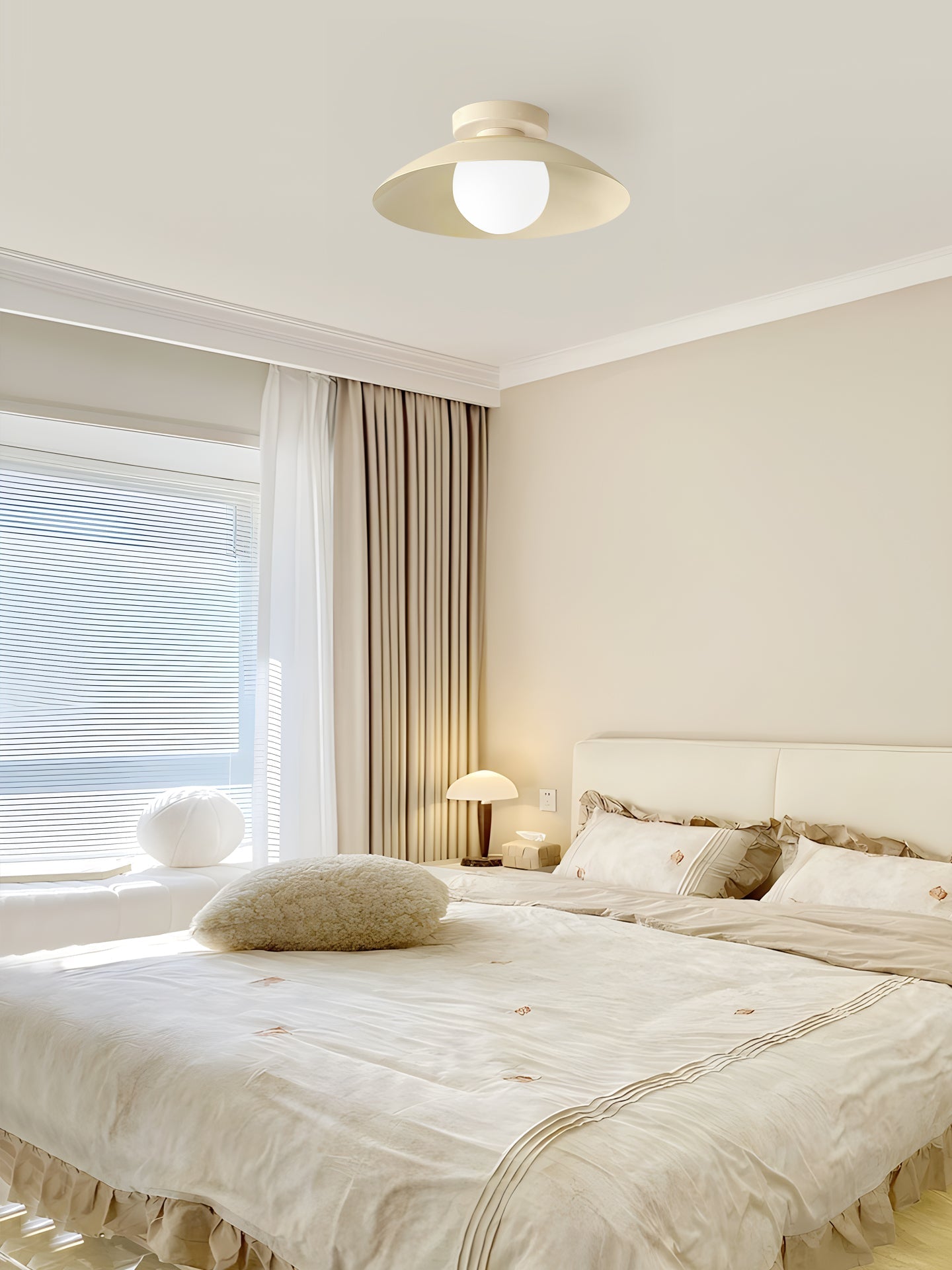 Plafonnier Danoise Élégant en Verre – Éclairage Moderne pour Ambiance Chic 3