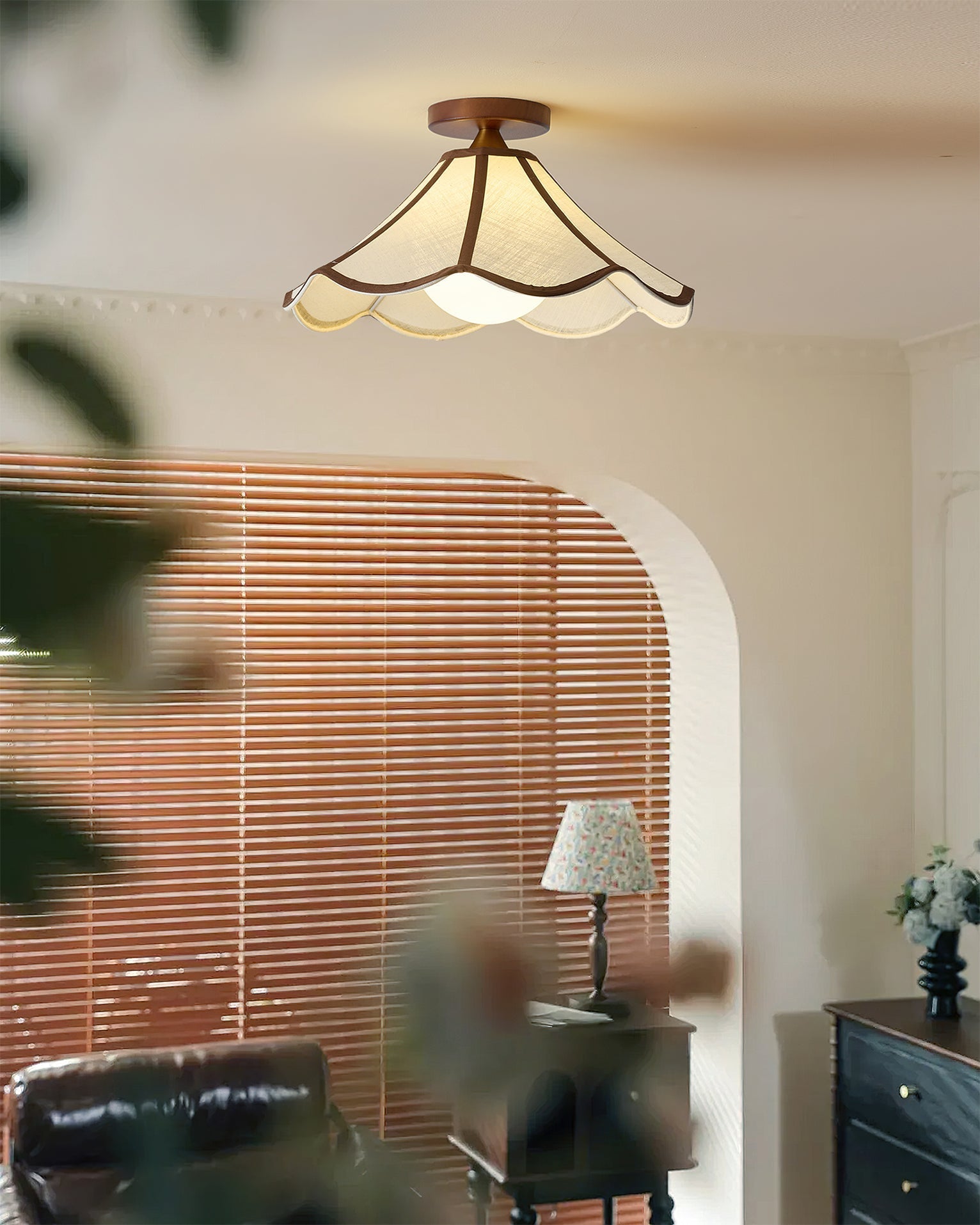 Plafonnier Élégant LONZO – Ambiance Chaleureuse Avec Design Moderne 3