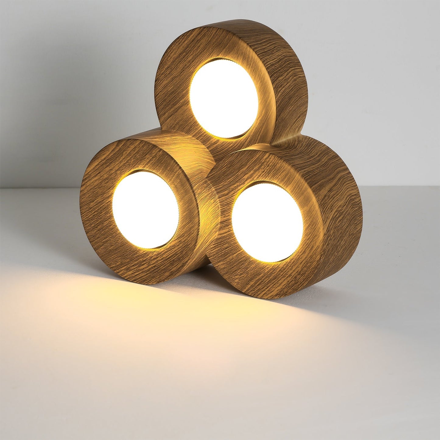 Plafonnier Loris Design Artistique – Éclairez Votre Intérieur Avec Élégance 2