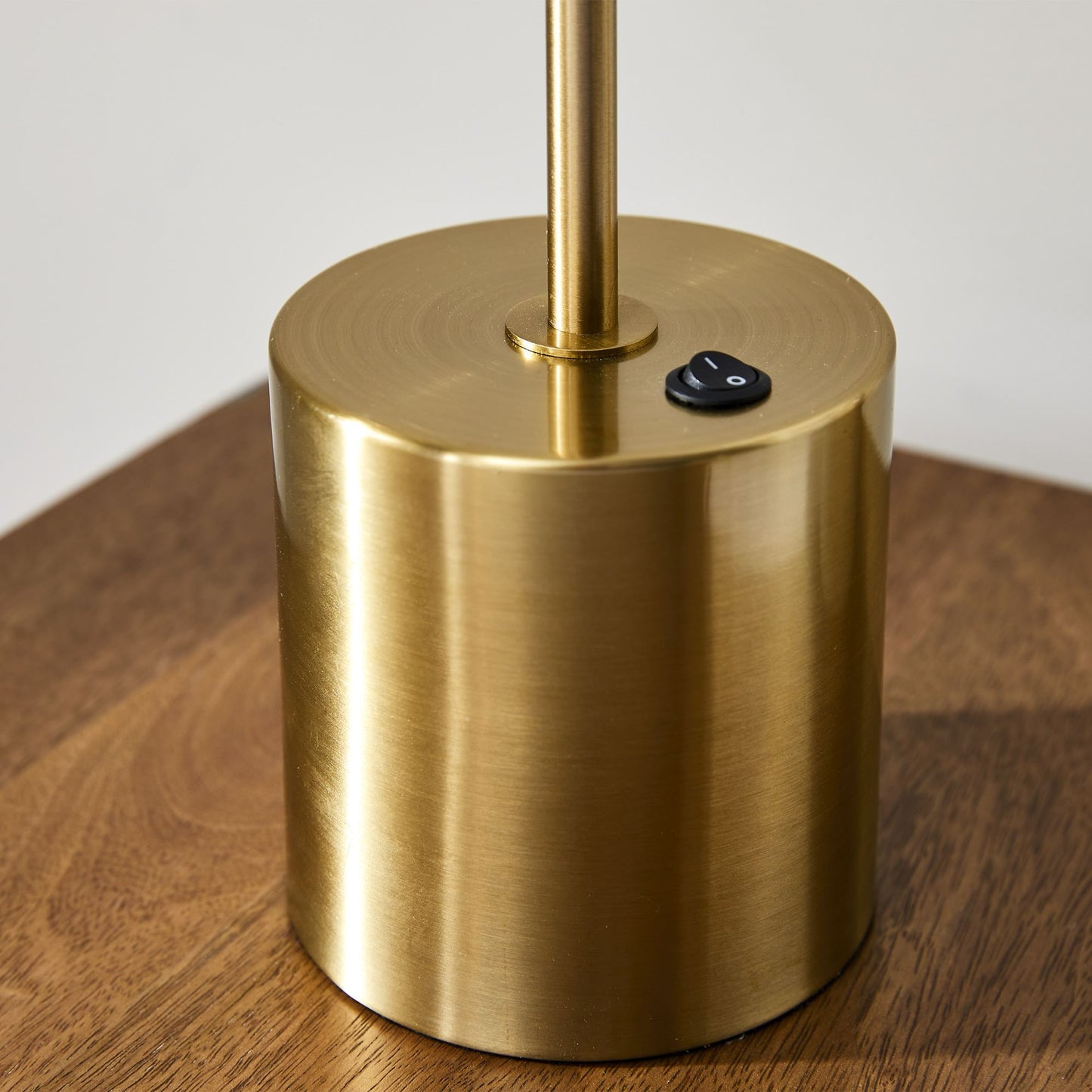 Wood Base LED Lamp with USB Port | Modern Wood LED Desk Lamp with USB | Compact LED Table Lamp – Wood & USB | Axis Compact Swivel Wood LED Table Lamp with USB (18”)