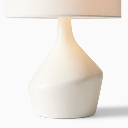 Lampe de Table Asymétrique en Céramique (43 cm) | Éclairage Sculptural avec Abat-jour en Lin